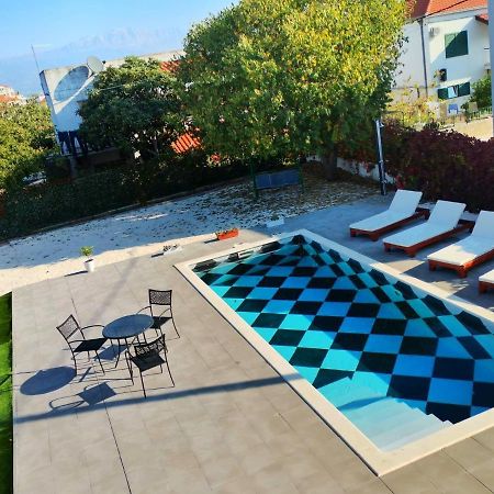 Holliday Home Nino Slatine Exterior foto
