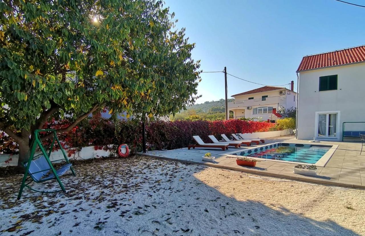 Holliday Home Nino Slatine Exterior foto